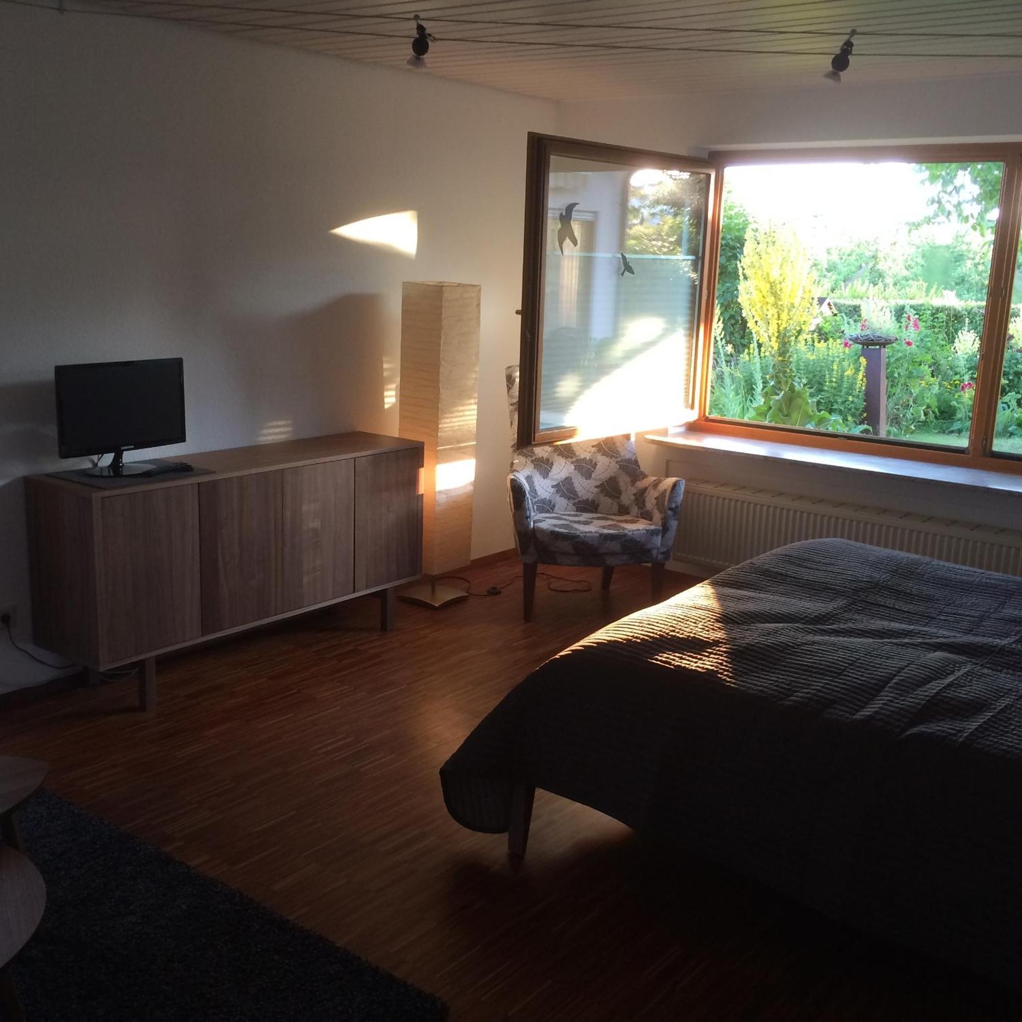 Ferienwohnung Bluetenweg Kluftern Фридрихсхафен Экстерьер фото