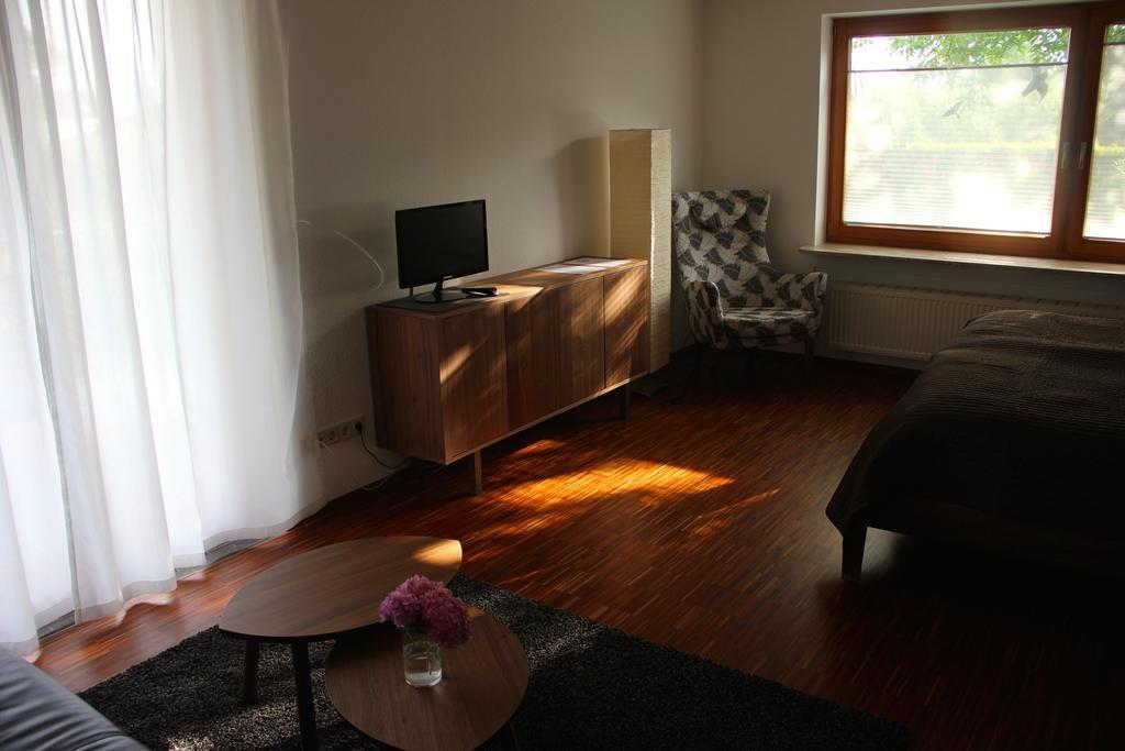 Ferienwohnung Bluetenweg Kluftern Фридрихсхафен Экстерьер фото
