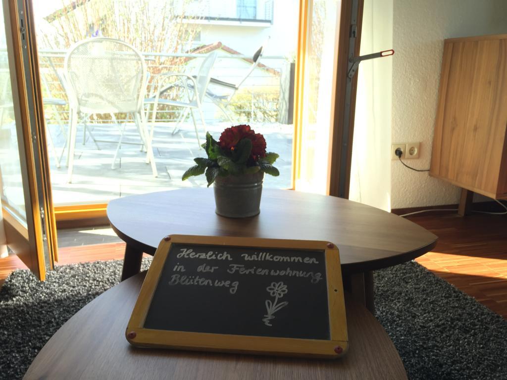 Ferienwohnung Bluetenweg Kluftern Фридрихсхафен Номер фото